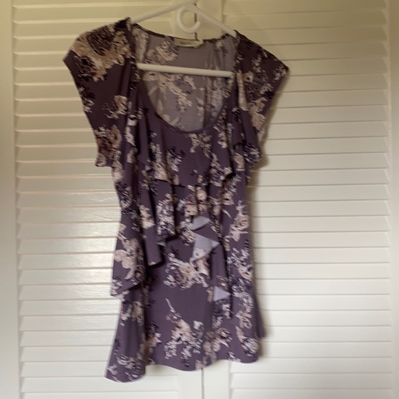 Ricki’s purple ruffle blouse - Picture 1 of 3